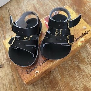 San Sun Sandals size 1